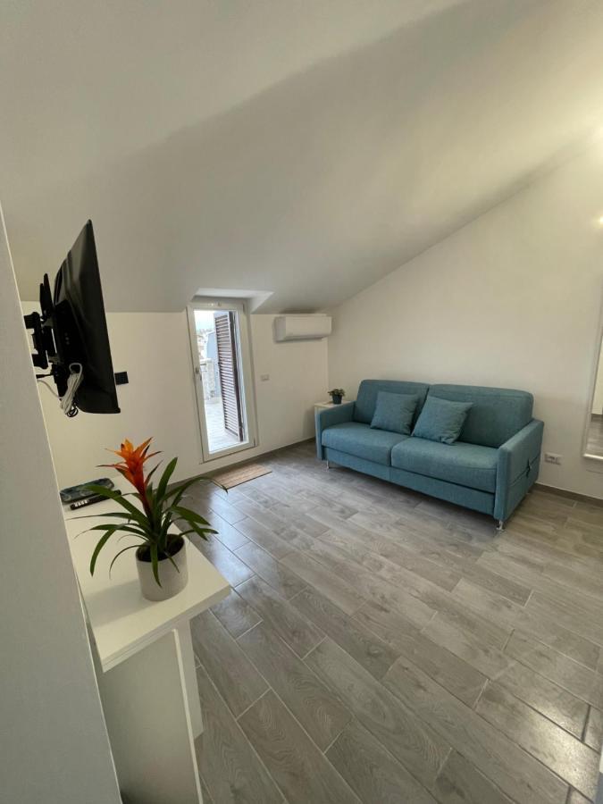 Minu, The Tiny House! Appartement Rome Buitenkant foto